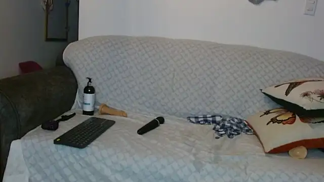 Vanessa Aniston online show from February 2026 07:30:01 AM