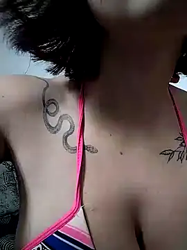 Alexandra 65 online show from February 2026 07:25:01 PM