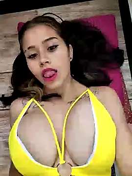 Snapshot of Alexandra_65 chatting on February 2025 04:32:01 PM Alexandra 65 online show from February 2025 04:32:01 PM