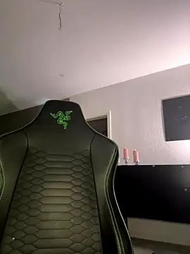 PalinaPr online show from December 2025 06:20:02 PM