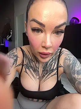 PalinaPr online show from November 2025 11:15:02 AM