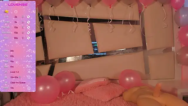 Snapshot of Mis__lola chatting on October 2025 09:04:02 PM Mis  lola online show from October 2025 09:04:02 PM