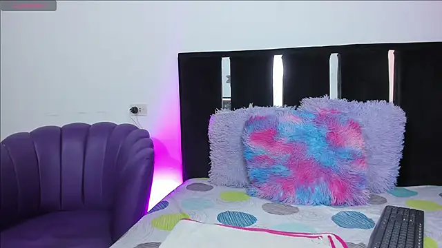 Kala Alia online show from December 2025 07:15:02 PM