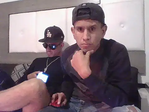 Snapshot of oiram27 chatting on November 2025 07:29:01 AM oiram27 online show from November 2025 07:29:01 AM