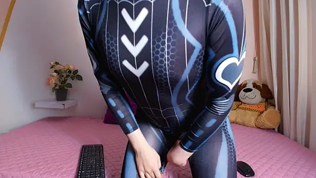 Angel shiny online show from October 2025 09:15:02 PM