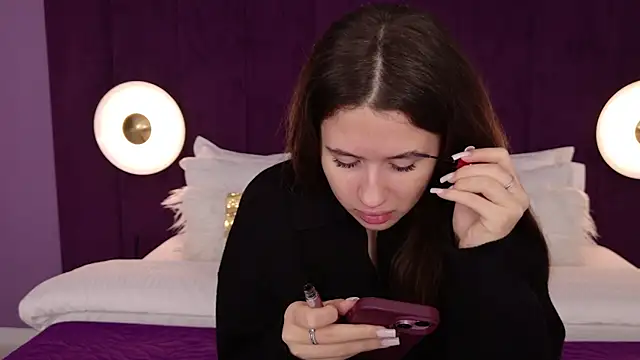 milaleoneli online show from November 2025 03:22:01 AM