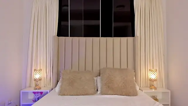 Aliison Smith online show from April 2026 03:36:02 AM