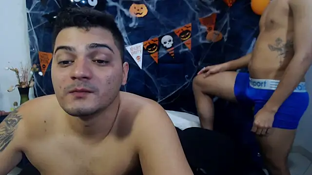 Snapshot of Group_Lustt chatting on October 2025 02:33:02 AM Group Lustt online show from October 2025 02:33:02 AM