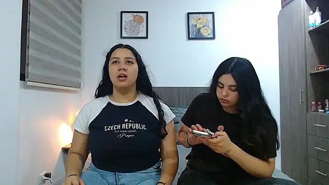 Snapshot of Scarlett_Jazmin chatting on April 2026 02:30:01 AM Scarlett Jazmin online show from April 2026 02:30:01 AM