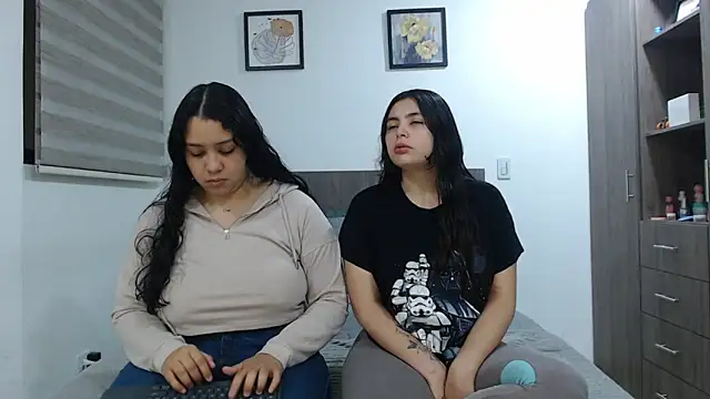 Snapshot of Scarlett_Jazmin chatting on June 2026 09:54:01 AM Scarlett Jazmin online show from June 2026 09:54:01 AM