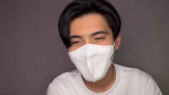 Lio kun online show from October 2025 03:08:01 PM