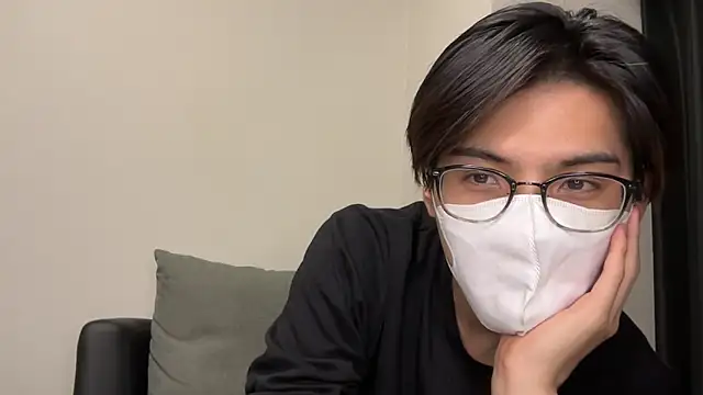 Lio kun online show from December 2024 12:03:01 PM