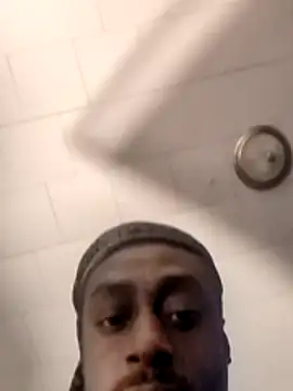 Zaddywood60 online show from April 2026 07:49:02 AM