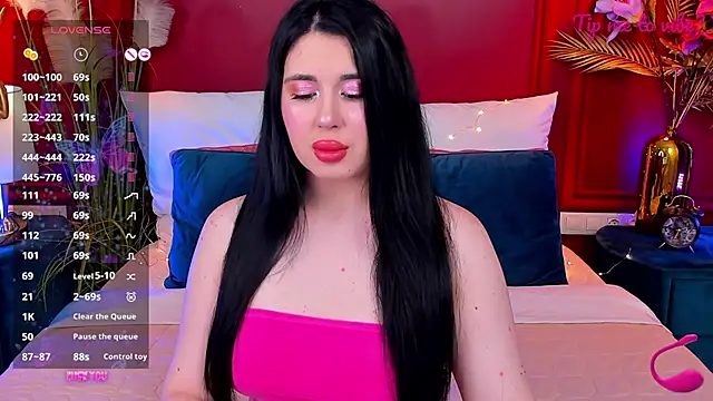 Mayzzie online show from May 2026 07:17:01 PM