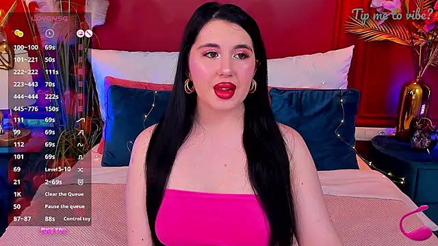 Mayzzie online show from May 2026 07:12:02 PM
