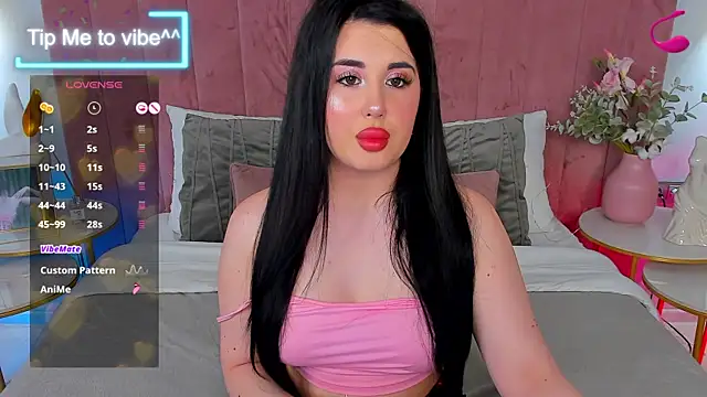 Mayzzie online show from November 2025 08:24:01 PM