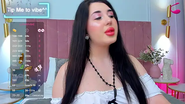 Mayzzie online show from September 2025 07:09:02 PM