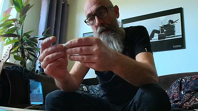 Kingsscepter online show from April 2026 03:28:01 PM