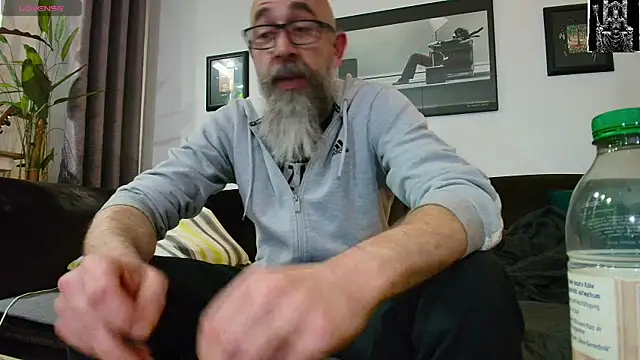 Kingsscepter online show from February 2025 09:25:02 PM