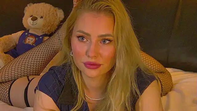 MisshaNight online show from June 2026 04:20:02 AM