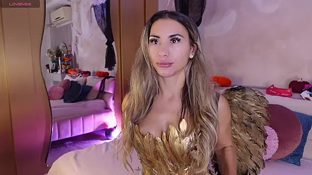 Snapshot of JullyBlair chatting on November 2025 05:25:01 AM JullyBlair online show from November 2025 05:25:01 AM