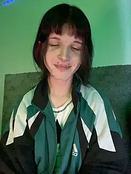 Snapshot of Kasaiq chatting on December 2024 02:55:01 PM Kasaiq online show from December 2024 02:55:01 PM