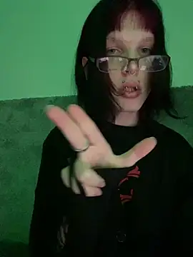 Snapshot of Kasaiq chatting on January 2025 03:37:02 PM Kasaiq online show from January 2025 03:37:02 PM