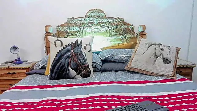 Snapshot of sexcouple06 chatting on February 2025 02:25:01 AM sexcouple06 online show from February 2025 02:25:01 AM