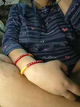 hotty manisha online show from July 2026 03:32:01 PM