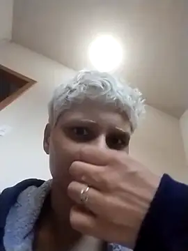 Luci foxx online show from February 2026 07:35:01 PM