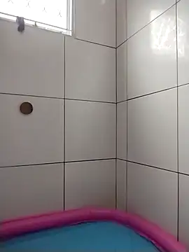 Luci foxx online show from February 2026 05:12:02 PM