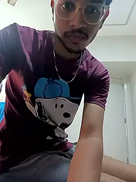 skinnyyyyyyyyy online show from November 2025 04:28:02 AM