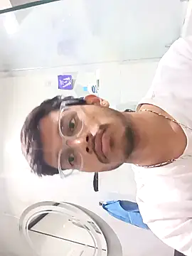skinnyyyyyyyyy online show from January 2025 04:10:02 AM