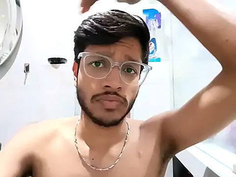 skinnyyyyyyyyy online show from February 2025 04:12:01 AM