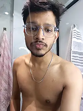 skinnyyyyyyyyy online show from December 2025 05:10:01 AM