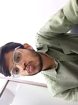 skinnyyyyyyyyy online show from February 2025 09:26:02 AM
