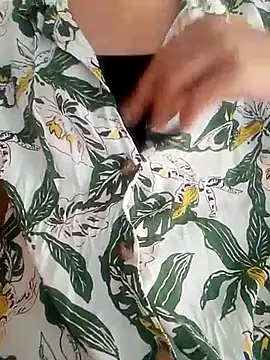 sandi-55 online show from October 2025 12:46:01 PM