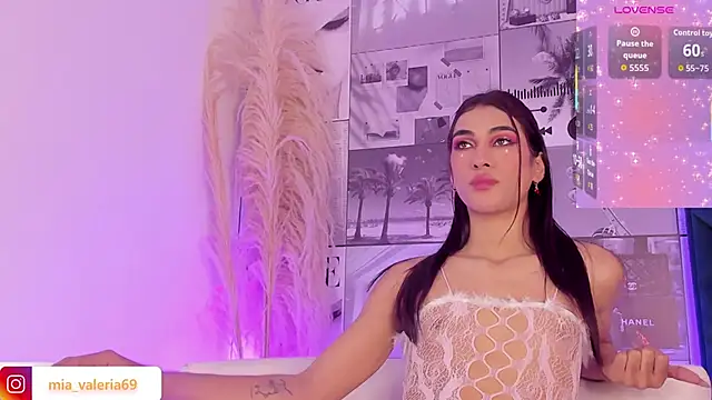 MiaCavallii  online show from November 2025 03:29:01 AM