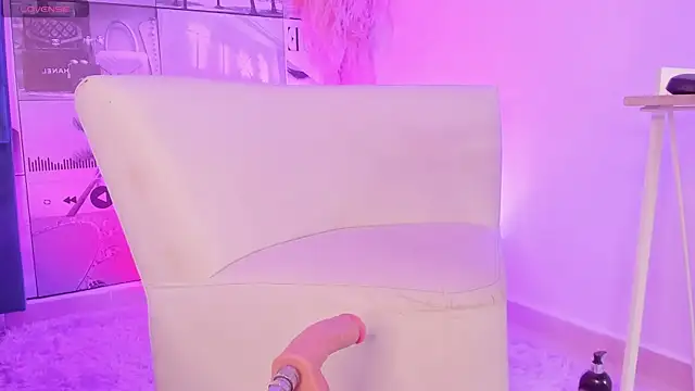 MiaCavallii  online show from October 2025 04:22:02 AM