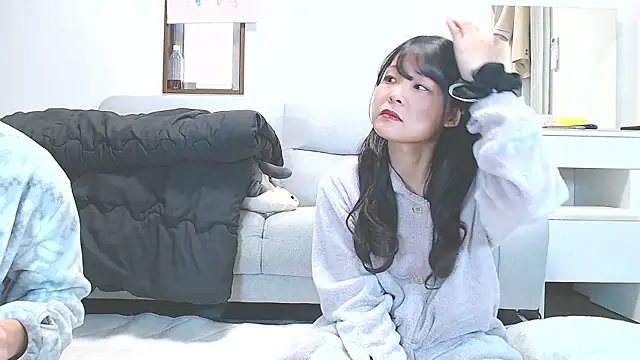 nmnk CH online show from November 2025 10:13:01 PM