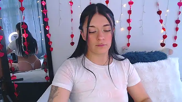 Samanta james19 online show from February 2026 06:18:02 PM