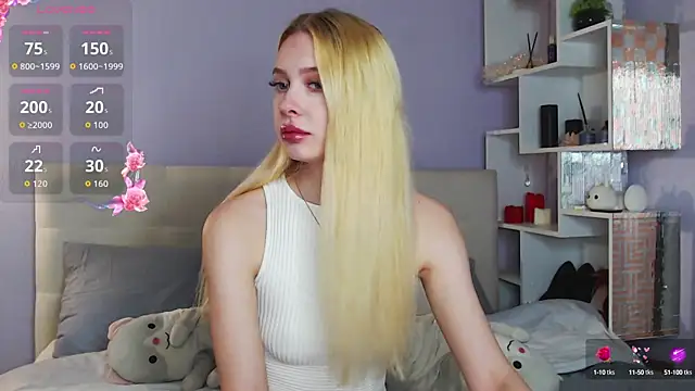 Snapshot of White_Lioness chatting on October 2025 02:07:01 PM White Lioness online show from October 2025 02:07:01 PM