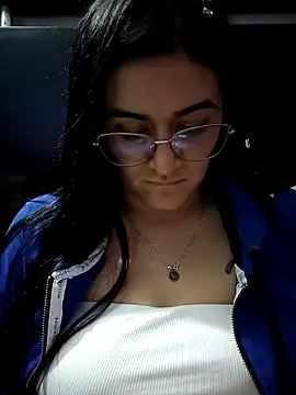 Hanna Kinsley online show from September 2025 04:39:02 AM