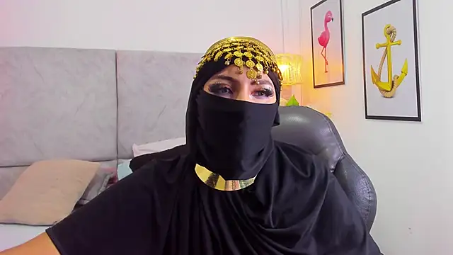 naomiii   online show from October 2025 11:53:02 AM