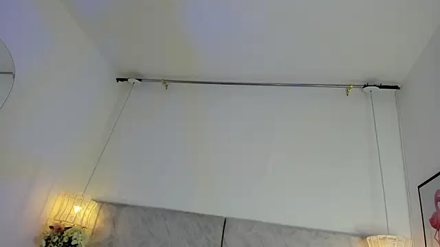 naomiii   online show from November 2025 11:43:02 AM