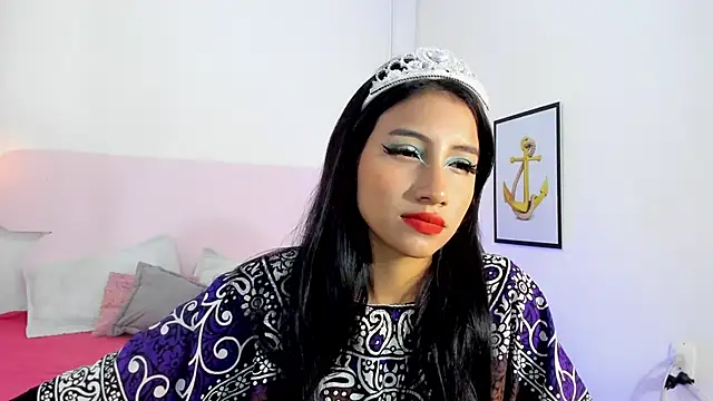 naomiii   online show from September 2025 12:22:02 PM
