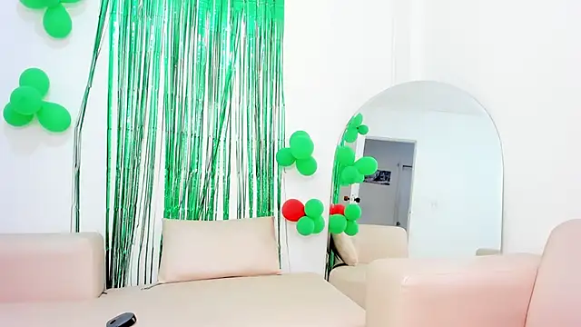 naomiii   online show from March 2025 01:13:01 AM