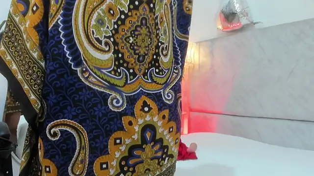 naomiii   online show from March 2026 11:34:02 AM