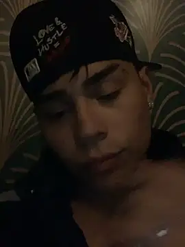 SantiagoReyesFtt online show from December 2024 08:38:01 AM