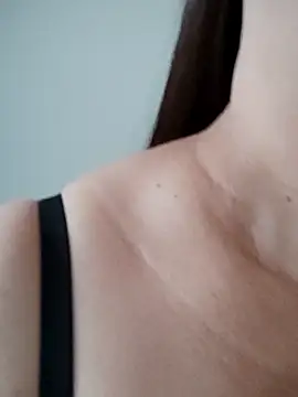 Snapshot of _Prinscarlet_ chatting on October 2025 09:46:02 PM Prinscarlet online show from October 2025 09:46:02 PM